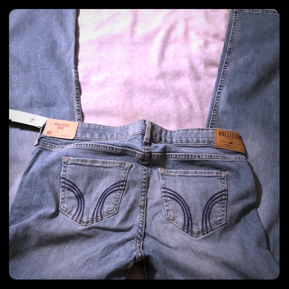 NWT Hollister boot cut 9s jeans